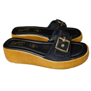Seychelles Black platform slip on sandals Size 7.5